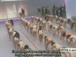 Subtitled 大 裸體主義者 組 的 日本語 女 拉伸