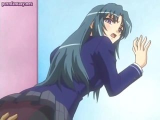 Anime fiatal hölgy -ban egyenruha jelentkeznek dörzsölte