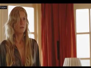 Sophie hilbrand - dutch blone, naked in publik, masturbation & x rated movie scenes - zomerhitte (2008)